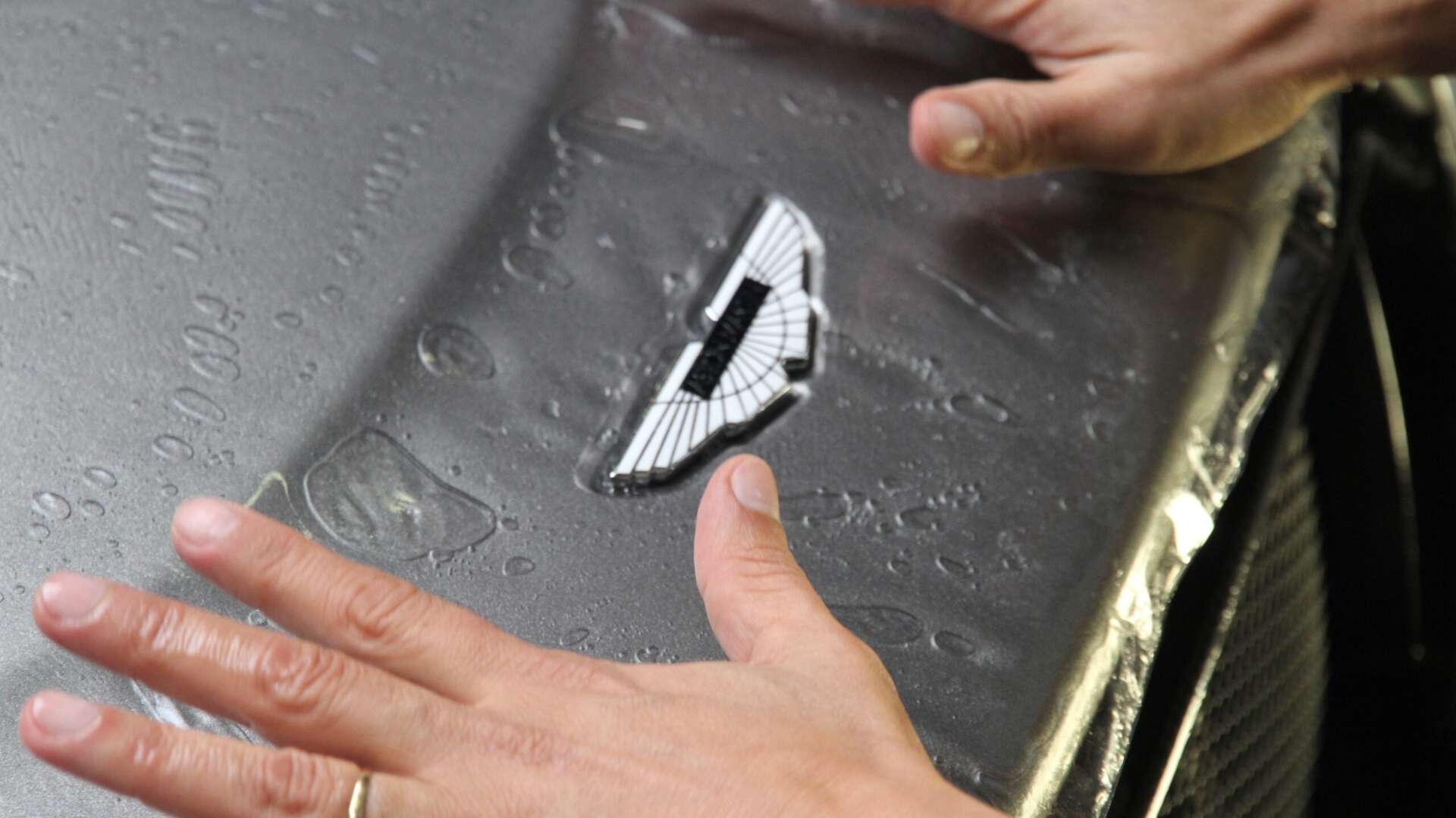 Choose between Vinyl Or PPF