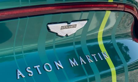 Aston Martin DBX Formule 1 5