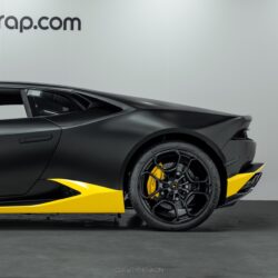 Lamborghini Huracan satin black and yellow