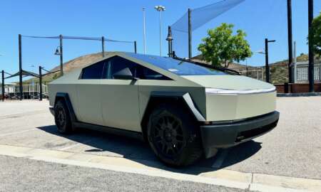 Tesla Cybertruck Khaki - 16