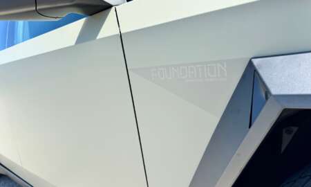 Tesla Cybertruck Khaki - 18