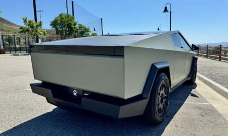 Tesla Cybertruck Khaki - 21
