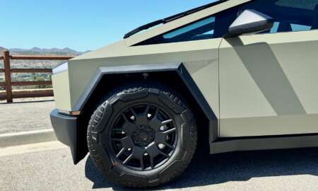 Tesla Cybertruck Khaki - 22