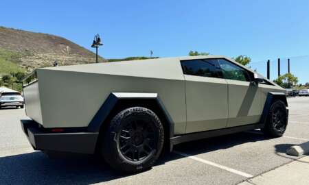 Tesla Cybertruck Khaki - 7