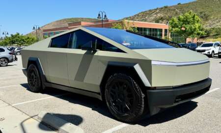 Tesla Cybertruck Khaki - 9