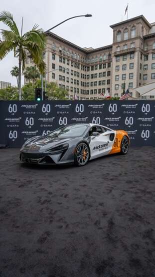 Innovative Design Ideas for Commercial Vehicle Wraps